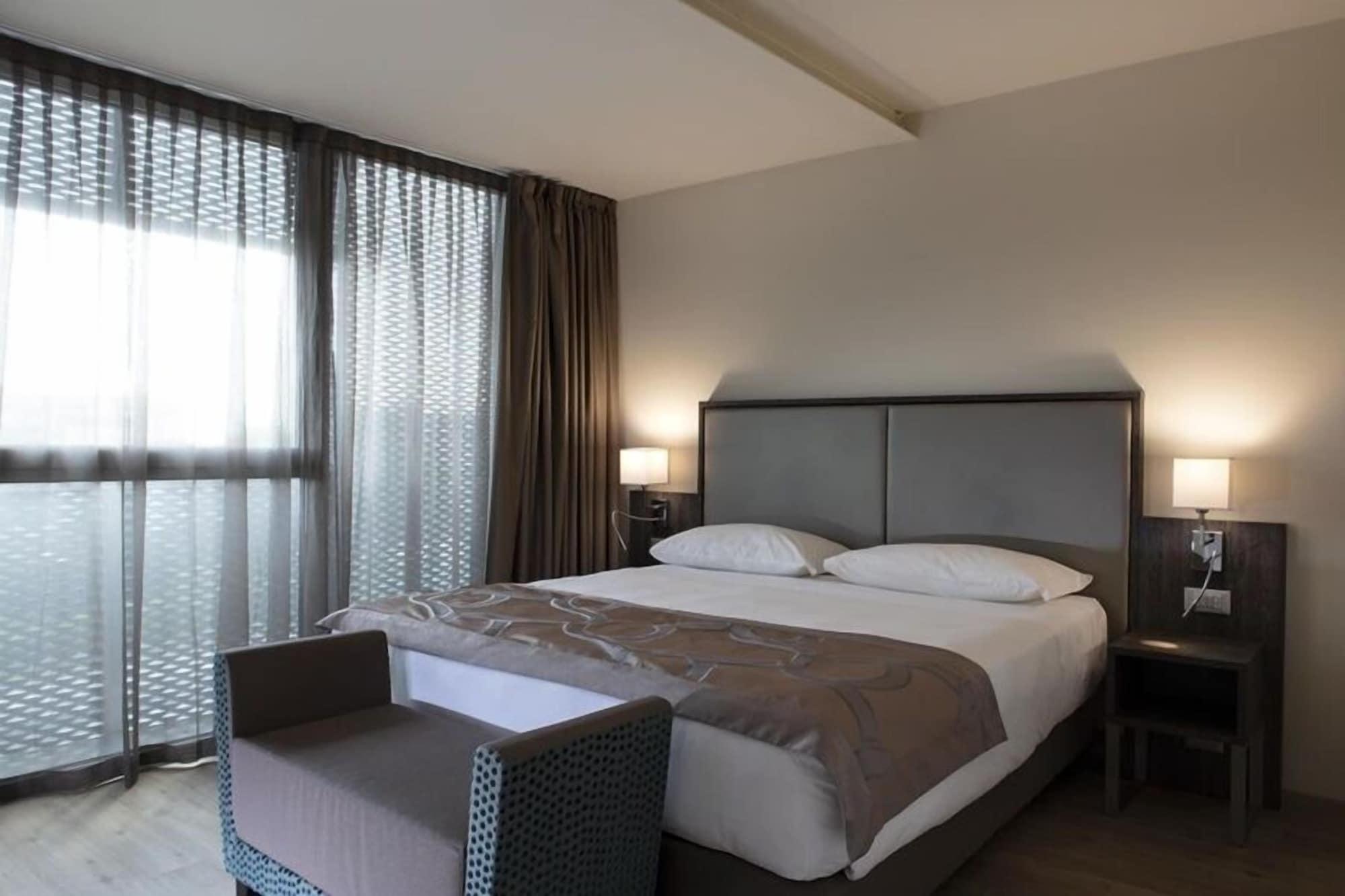 Hotel Smart
