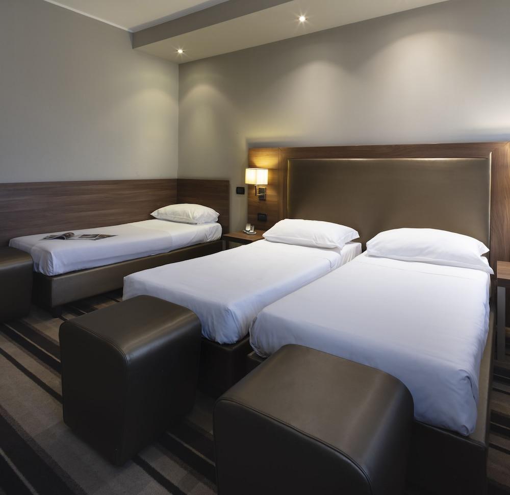 Hotel Smart 4*