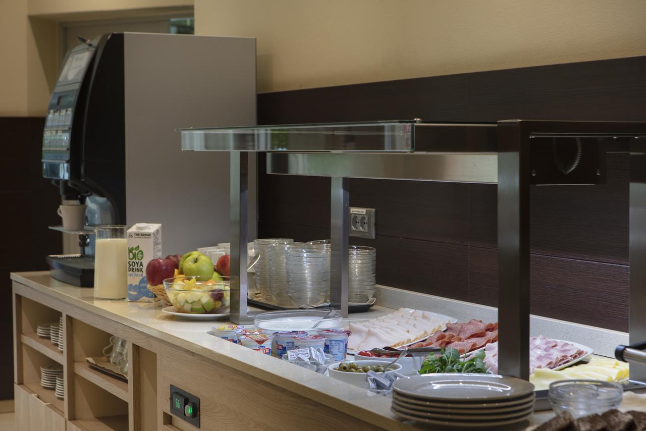 Smart Hotel 4*